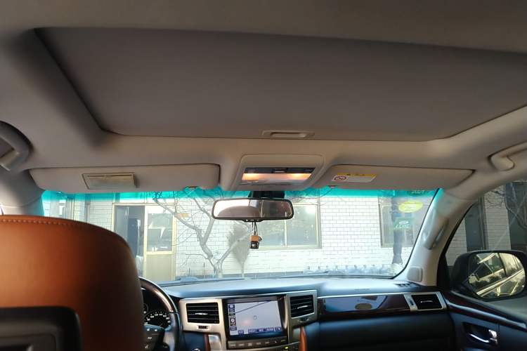 Used Lexus LX 2013 570
