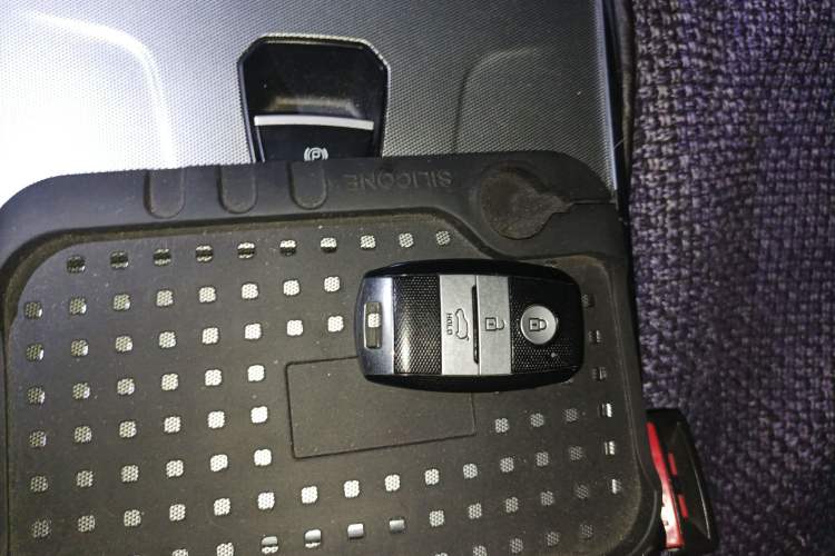 Used Land X7 2015 2.0T Panoramic Luxury Edition
