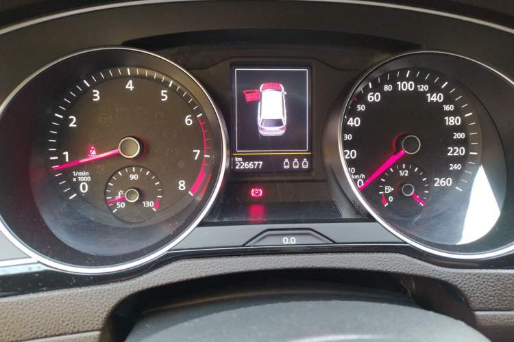 Used Volkswagen Variant 2016 380TSI Two-Wheel-Drive Style Edition
