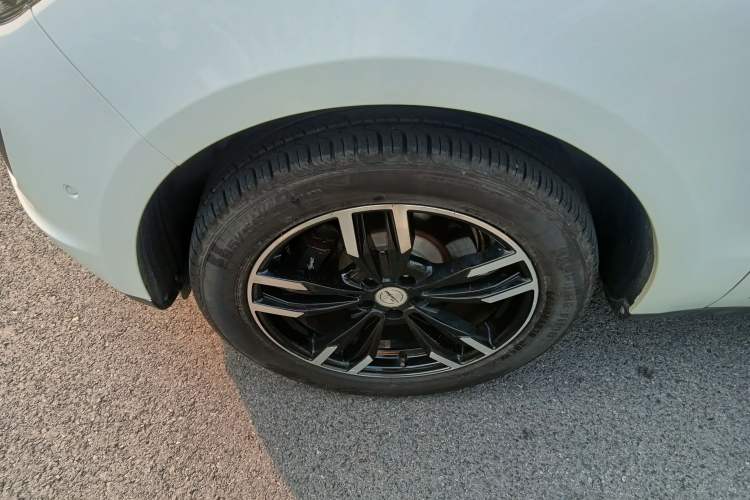 Used Zotye SR9 2017 2.0T Automatic Ultimate Dream Edition