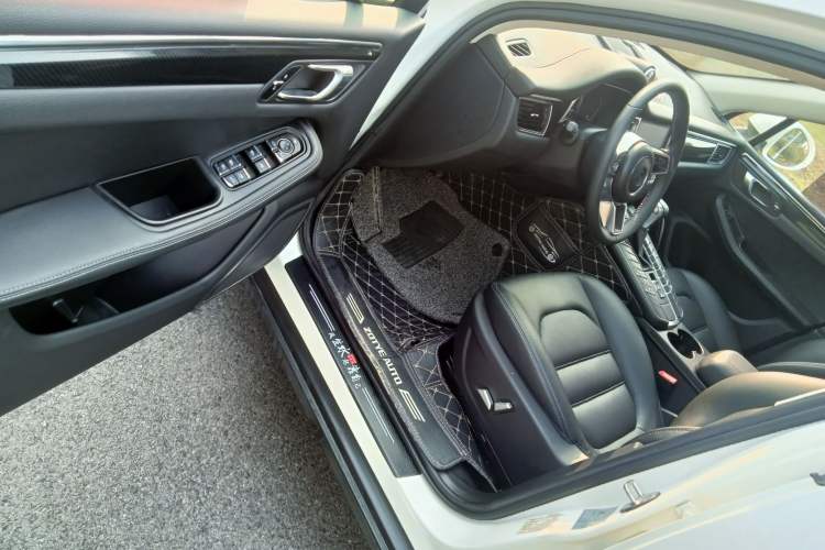 Used Zotye SR9 2017 2.0T Automatic Ultimate Dream Edition