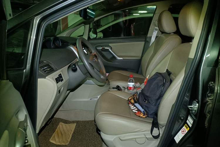 Used Toyota Verso 2012 180E CVT Elite Multi-Function Version
