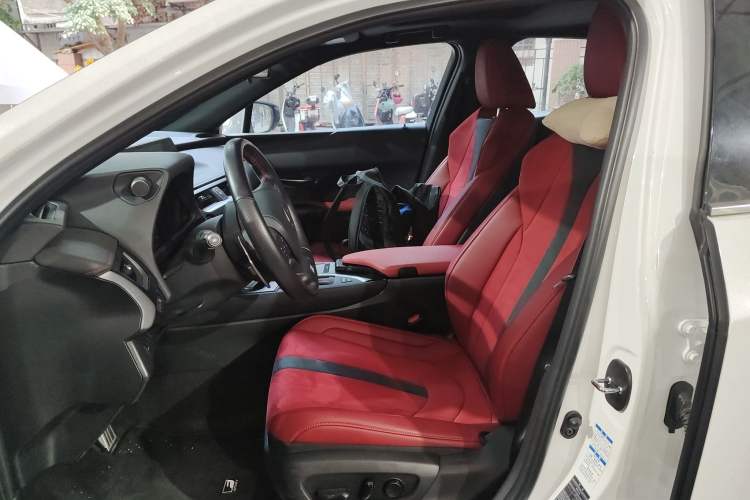 Used Lexus UX 2020 260h F SPORT All-Wheel-Drive Version