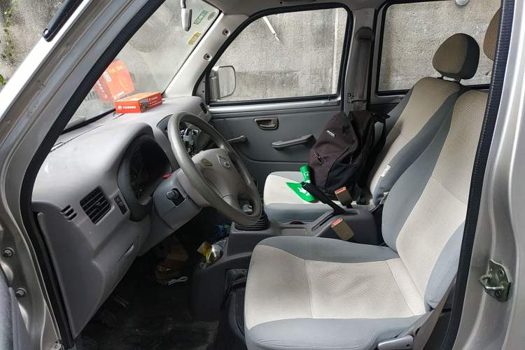 Used Kuayue V3 2017 1.2L Box-Type Truck DK12-10