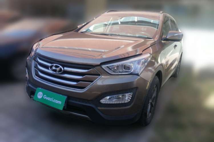 Used Hyundai Santa Fe 2013 2.4L Automatic 2WD Comfort Edition