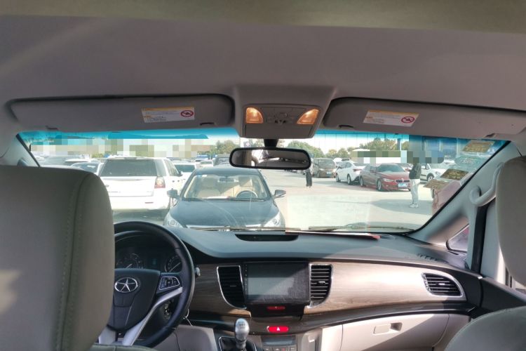 Used JAC Refine M5 2013 2.0T Gasoline Manual Business Edition