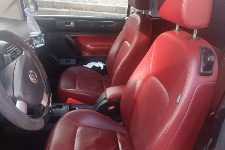 Used Volkswagen Beetle 2006 2.0 Convertible Luxury Edition