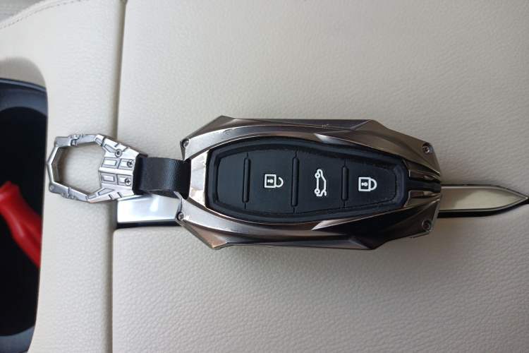 Used Zotye T700 2017 1.8T Dual-Clutch Prestige Model
