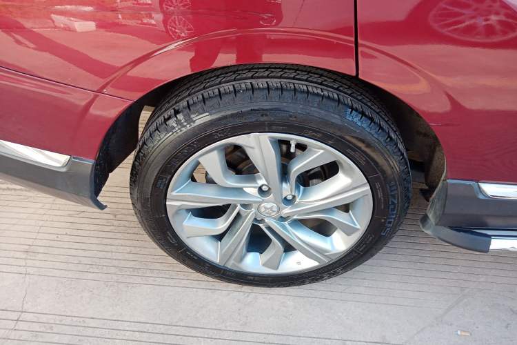 Used Venucia T90 2020 2.0L CVT Smart Connect & Smooth Drive Edition