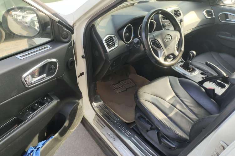 Used GAC Trumpchi GS5 2013 1.8T Manual Two-Wheel Drive Elite Edition
