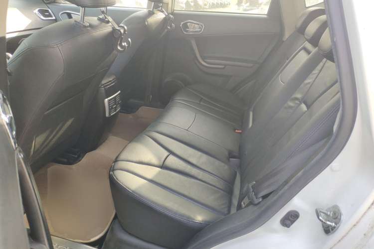 Used GAC Trumpchi GS5 2013 1.8T Manual Two-Wheel Drive Elite Edition
