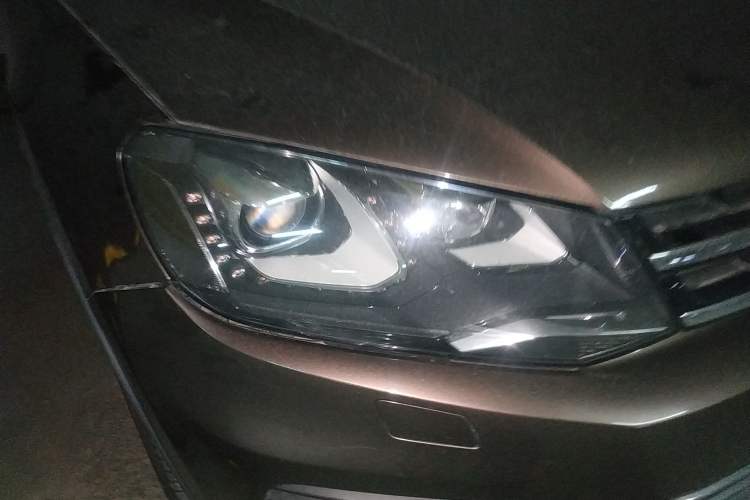 Used Volkswagen Touareg 2011 3.0 TDI Diesel Comfort Version