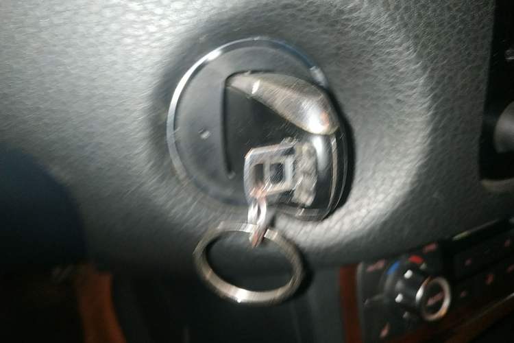 Used Volkswagen Touareg 2011 3.0 TDI Diesel Comfort Version