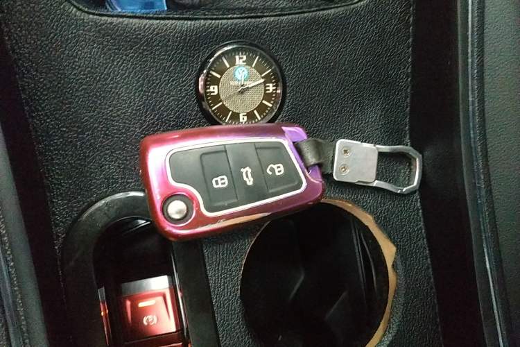 Used Volkswagen T-ROC 2018 280TSI DSG Two-Wheel-Drive Comfort Version China V Standard