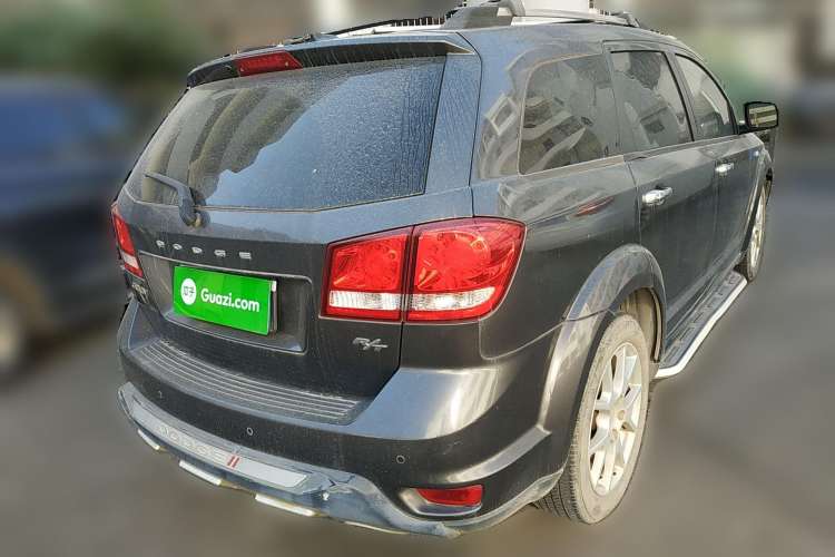 Used Dodge Journey 2013 2.4L Two-Wheel Drive Luxury Version

