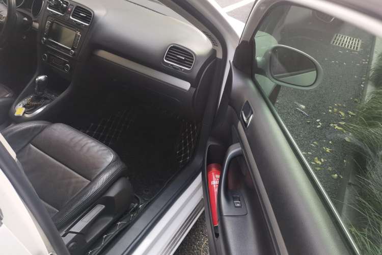 Used Volkswagen Golf 2011 1.4 TSI Luxury Touring Edition
