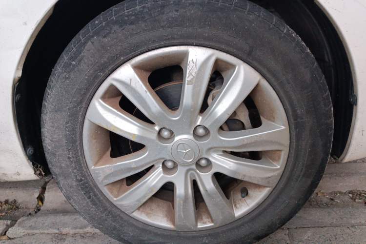 Used JAC iEV 2015 iEV5