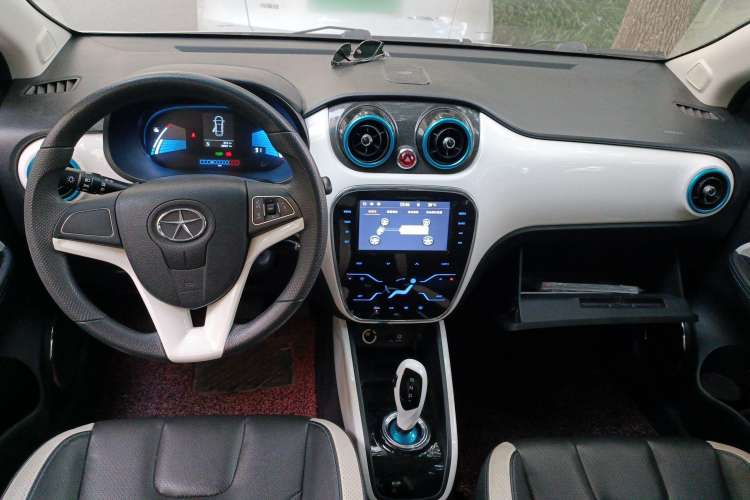 Used JAC iEV 2015 iEV5