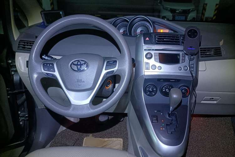 Used Toyota Verso 2012 180E CVT Elite Multi-Function Version
