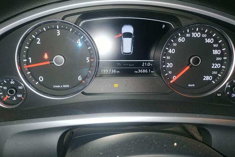 Used Volkswagen Touareg 2011 3.0 TDI Diesel Comfort Version