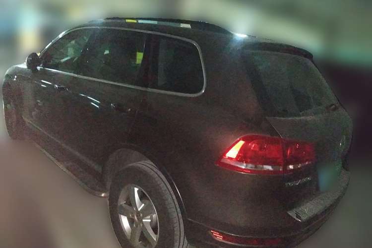 Used Volkswagen Touareg 2011 3.0 TDI Diesel Comfort Version