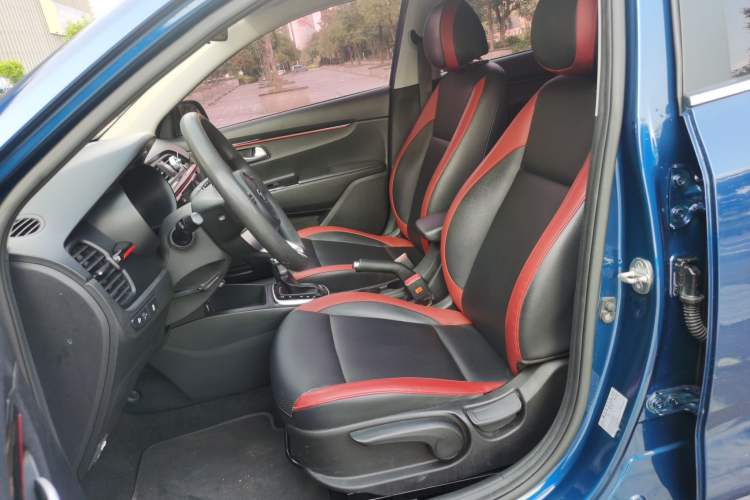 Used Kia KX Cross 2017 1.4L AT GLS