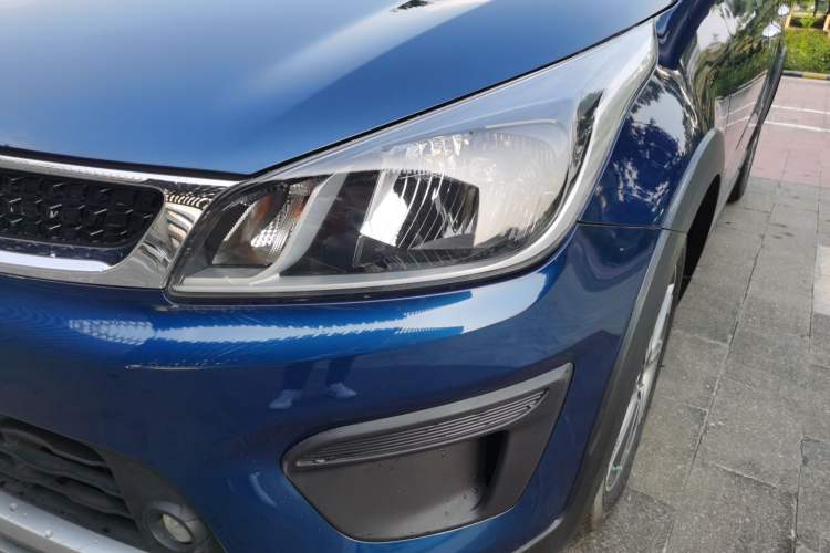 Used Kia KX Cross 2017 1.4L AT GLS