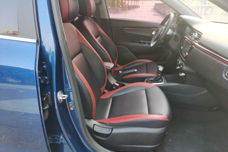 Used Kia KX Cross 2017 1.4L AT GLS