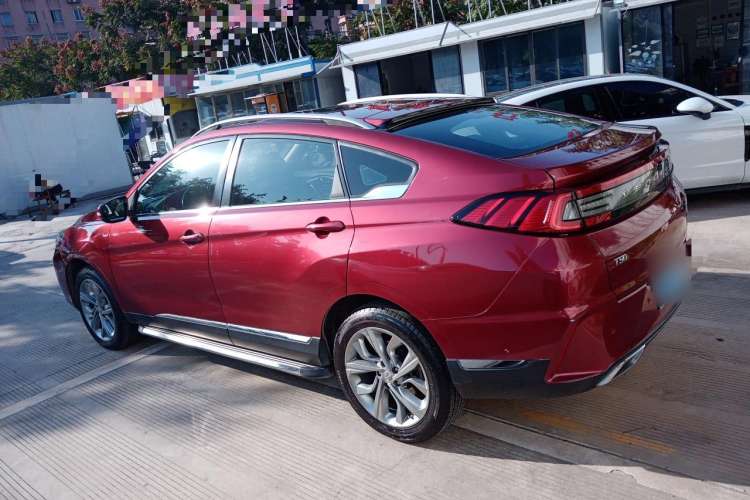 Used Venucia T90 2020 2.0L CVT Smart Connect & Smooth Drive Edition