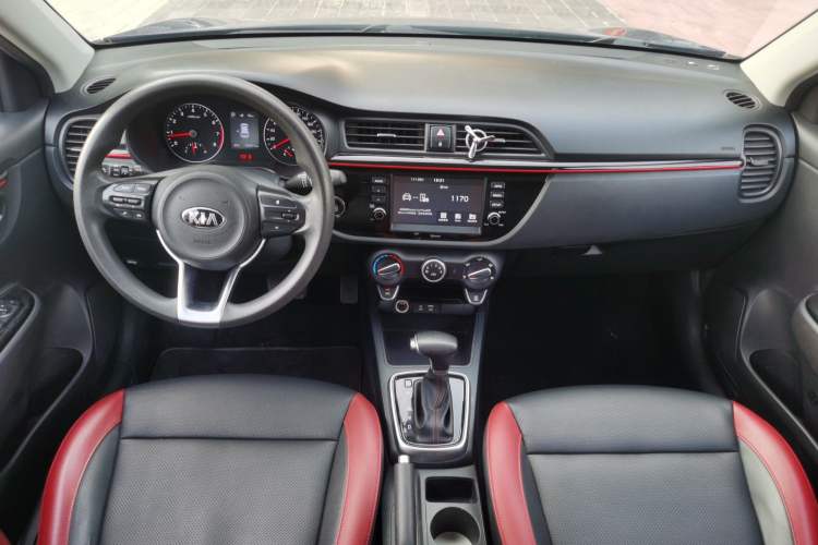 Used Kia KX Cross 2017 1.4L AT GLS