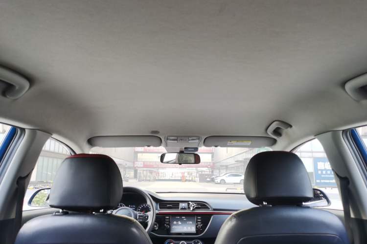 Used Kia KX Cross 2017 1.4L AT GLS