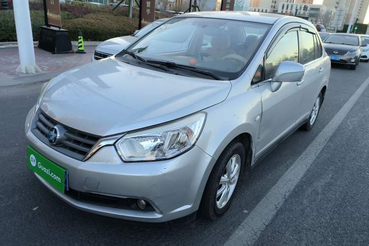 Used Venucia D50 2013 1.6L Manual Fashion Edition