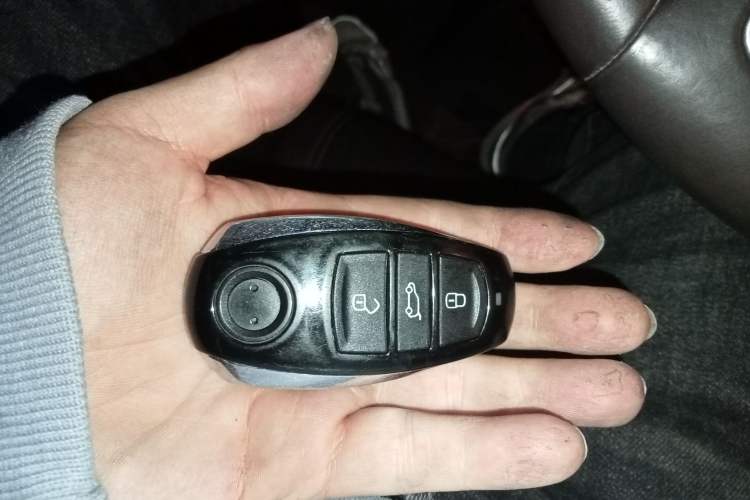 Used Volkswagen Touareg 2011 3.0 TDI Diesel Standard Version
