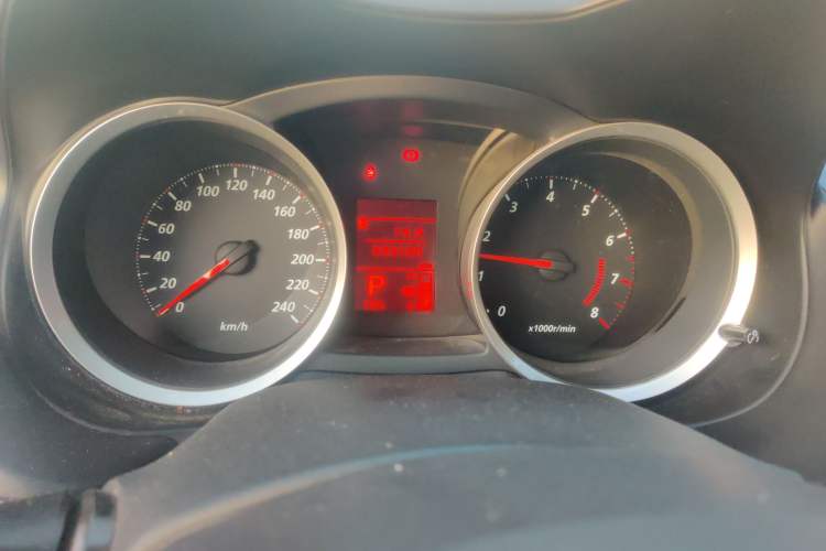 Used Mitsubishi Lancer EX 2016 1.8L CVT Black-and-White Retro Edition
