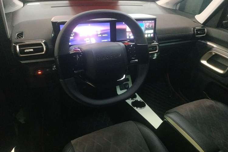 Used Baojun KiWi EV 2023 DJI Edition Lithium Iron Phosphate
