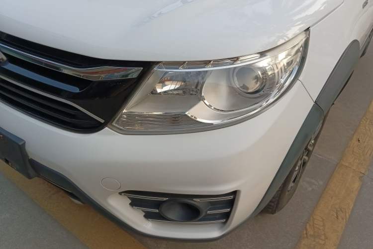 Used FORTHING Joyear XV 2016 1.6L CVT Luxury Model