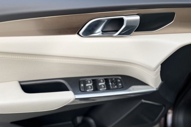 Used Lynk & Co 01 2018 2.0T Two-Wheel-Drive + Version