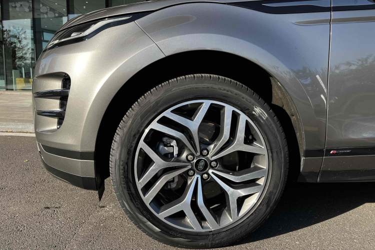Used Land Rover Range Rover Evoque 2021 Range Rover Velar 249 PS R-Dynamic S Performance Edition
