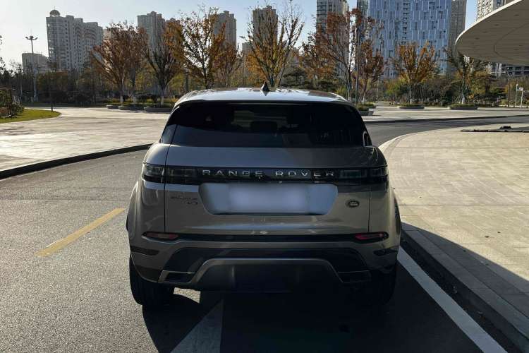 Used Land Rover Range Rover Evoque 2021 Range Rover Velar 249 PS R-Dynamic S Performance Edition
