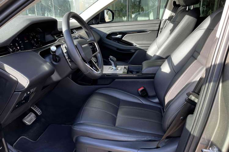 Used Land Rover Range Rover Evoque 2021 Range Rover Velar 249 PS R-Dynamic S Performance Edition
