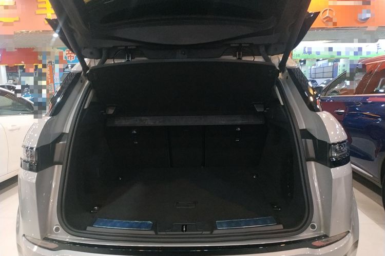 Used Land Rover Range Rover Evoque 2021 Range Rover Velar 249 PS R-Dynamic S Performance Edition
