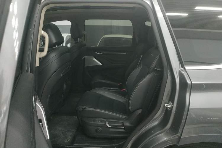 Used SAIC MAXUS D90 2017 2.0T Automatic Two-Wheel Drive - Uranus
