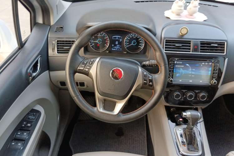 Used FORTHING Joyear XV 2016 1.6L CVT Luxury Model