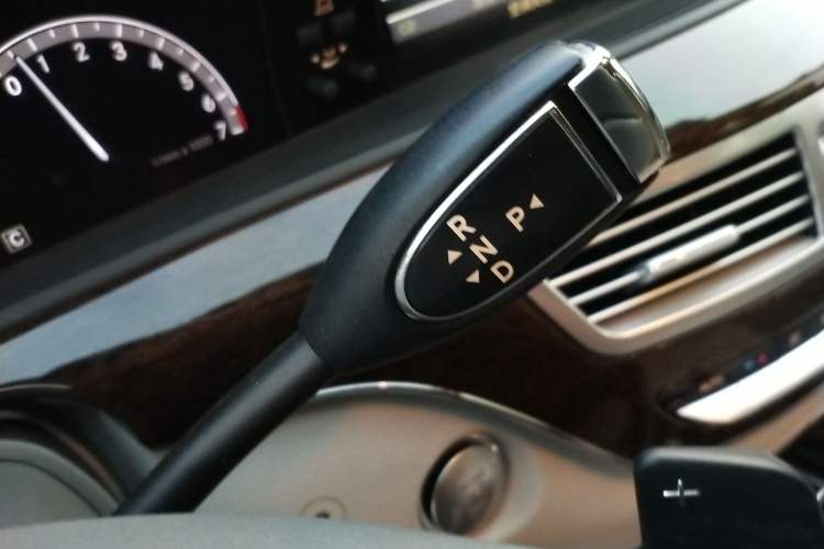 Used Mercedes-Benz S-Class 2008 S 300 L Business Model
