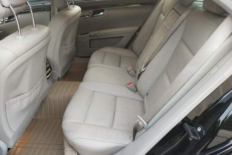 Used Mercedes-Benz S-Class 2008 S 300 L Business Model
