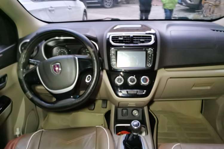 Used Jinbei 750 2015 1.5L Luxury Model