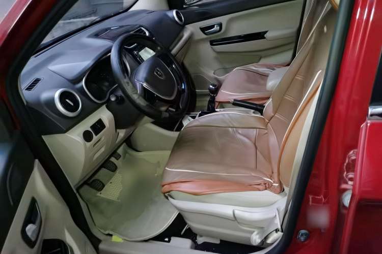 Used Jinbei 750 2015 1.5L Luxury Model