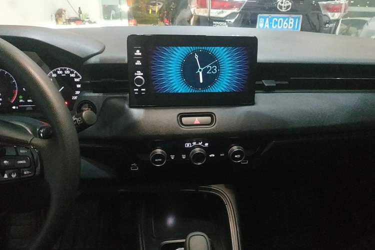 Used Honda Vezel 2023 1.5L CVT Pioneer Edition
