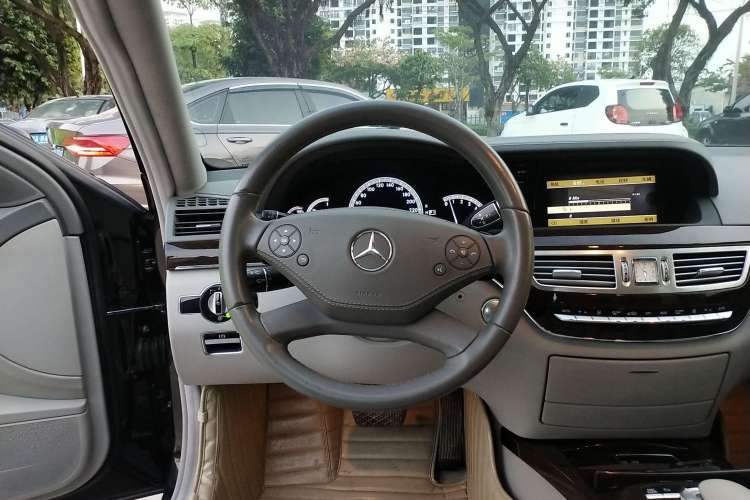 Used Mercedes-Benz S-Class 2008 S 300 L Business Model
