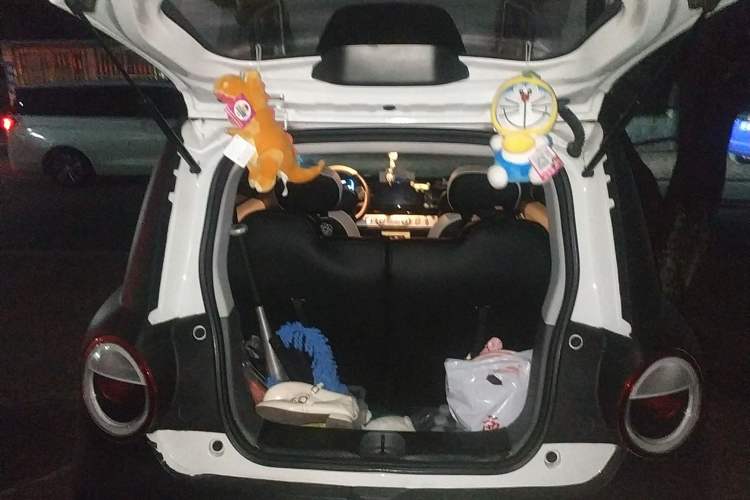 Used CHANGAN Lumin 2022 210km Sweet Edition Trunk